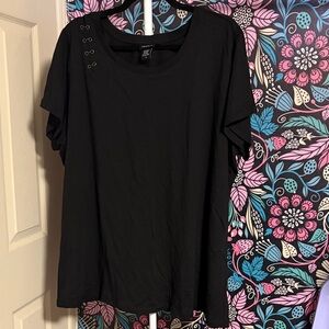 Torrid Black Short Sleeve Tee with Shoulder Buttons